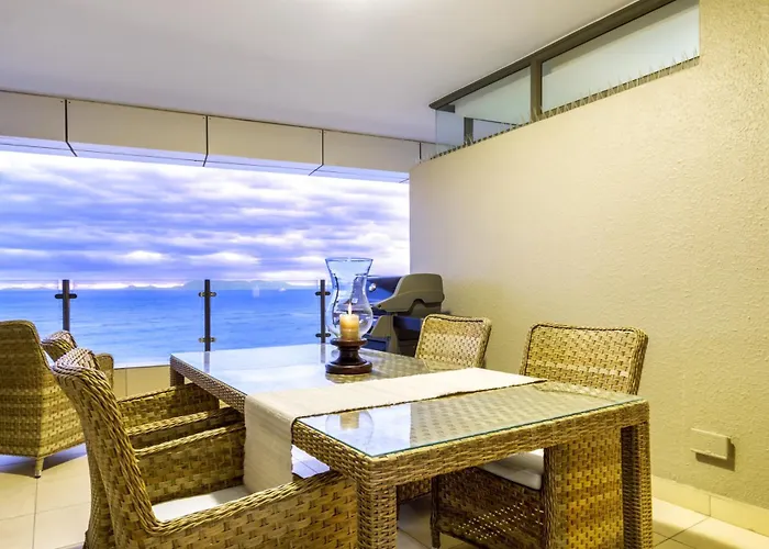 Topaz 801 Luxury Apartment On Beach Front, Strand South Africa